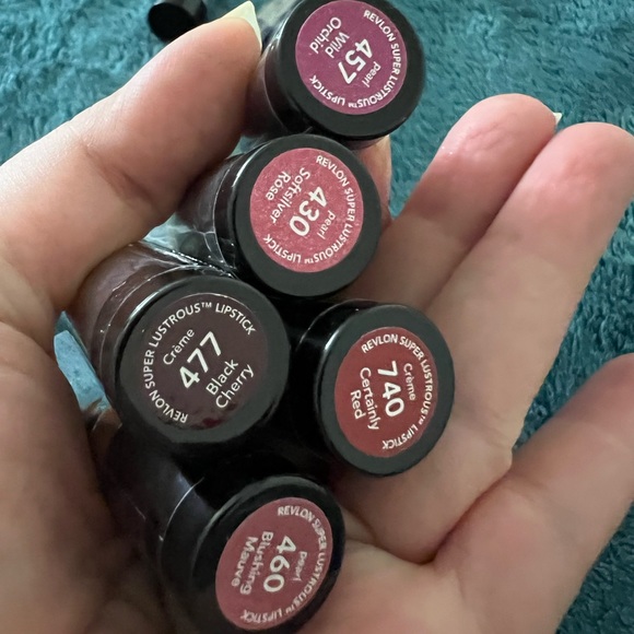 Revelon lipstick bundle of 8 - Picture 4 of 7